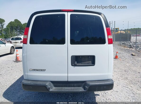 1GCWGAFF1H1185107 2017 CHEVROLET EXPRESS Белый 