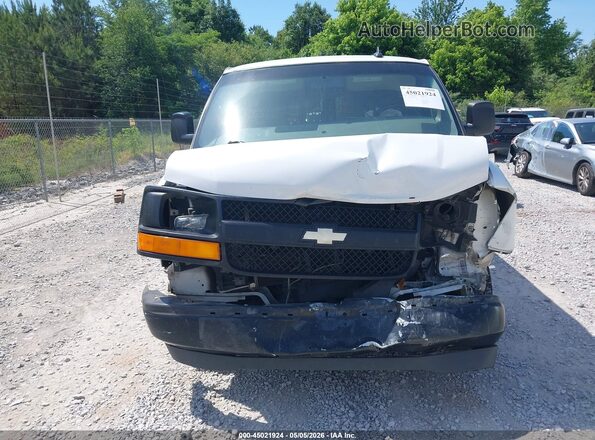 1GCWGAFF1H1185107 2017 CHEVROLET EXPRESS Белый 