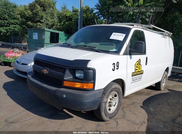 1GCWGAFF2G1242316 2016 CHEVROLET EXPRESS White 