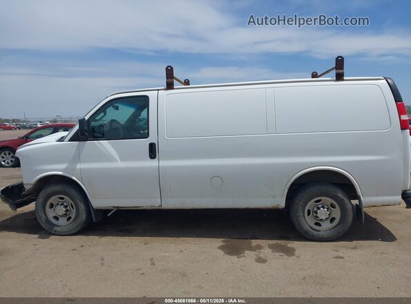 1GCWGAFF3H1110764 2017 CHEVROLET EXPRESS White Սալոնի 360 աստիճան տեսք
