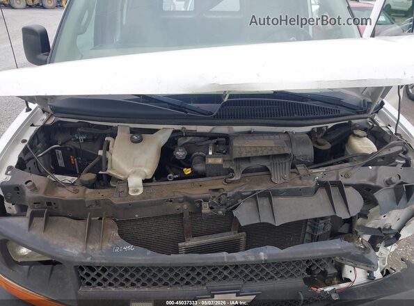 1GCWGAFF5G1204224 2016 CHEVROLET EXPRESS White უკანა ხედი