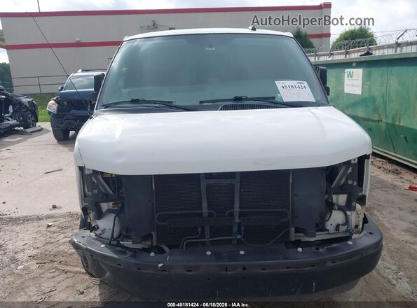 1GCWGAFG1K1192011 2019 CHEVROLET EXPRESS Белый Вид щитка приборов