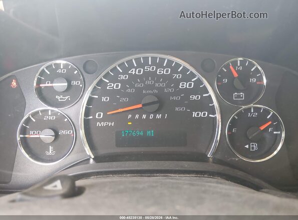 1GCWGAFGXK1231923 2019 CHEVROLET EXPRESS Белый Вид задних сидений
