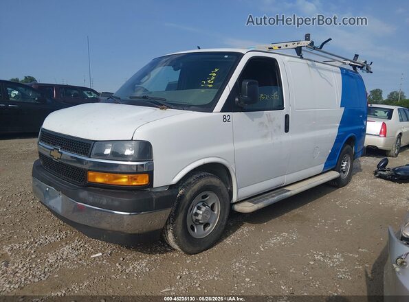 1GCWGAFGXK1231923 2019 CHEVROLET EXPRESS Белый Передняя левая четверть