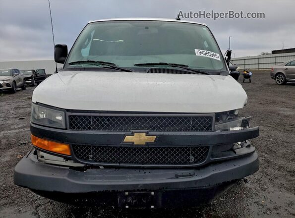 1GCWGAFP3P1157266 2023 CHEVROLET EXPRESS Белый Вид спереди