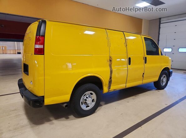 1GCWGAFP9K1338946 2019 CHEVROLET EXPRESS Yellow Rear right