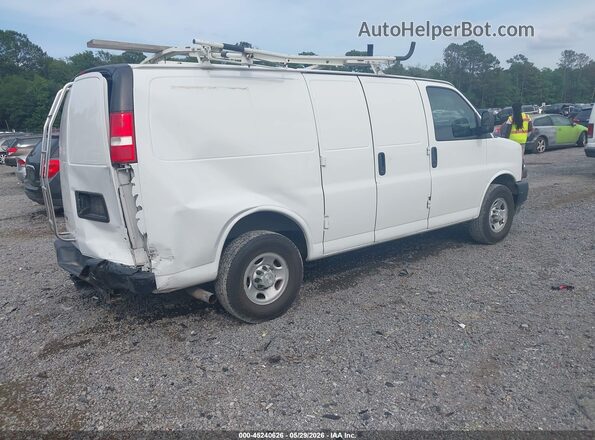 1GCWGAFPXJ1332460 2018 CHEVROLET EXPRESS White Задня права чверть