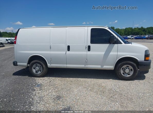 1GCZGGFGXL1165116 2020 CHEVROLET EXPRESS White Widok wnętrza z tyłu