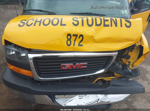 1GDW7CBG6G1239652 2016 GMC SAVANA 2500 Yellow Вид ззаду