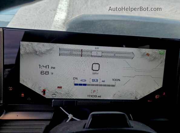 1GKB0RDCXRU114261 2024 GMC HUMMER Белый Вид щитка приборов