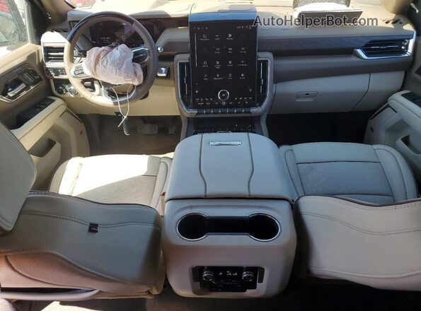 1GKS2DR82SR298847 2025 GMC YUKON Красный Вид панели приборов