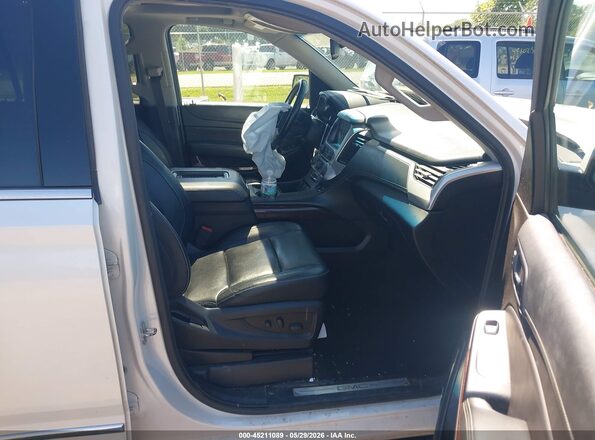 1GKS2GKC1HR265122 2017 GMC YUKON White წინა სალონის ხედი
