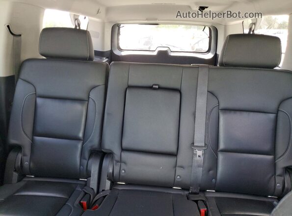 1GKS2GKC8LR292813 2020 GMC YUKON Silver 