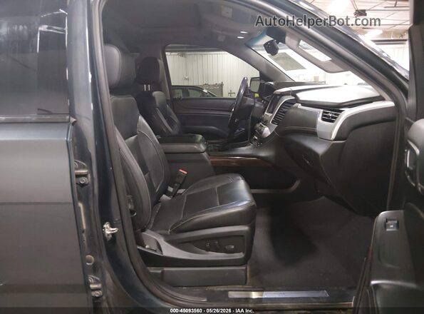 1GKS2GKJ8LR169138 2020 GMC YUKON Gray Vista interior delantera