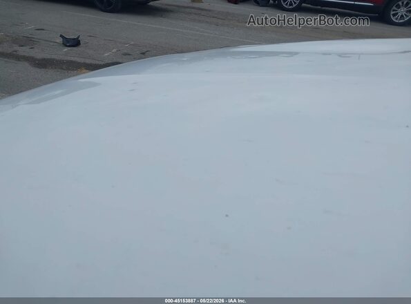 1GNERGKW4JJ194458 2018 CHEVROLET TRAVERSE White Front view