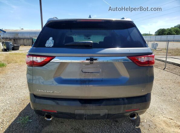 1GNEVGKW1LJ167152 2020 CHEVROLET TRAVERSE Gray Rear view