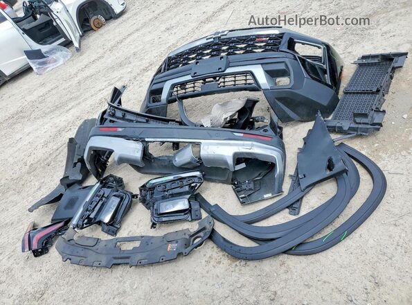 1GNEVJRS6SJ276057 2025 CHEVROLET TRAVERSE Черный 