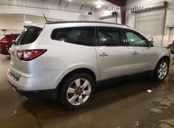 1GNKVGKD4HJ319966 2017 CHEVROLET TRAVERSE Silver 