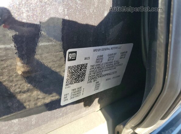 1GNSCFKD0PR422379 2023 CHEVROLET SUBURBAN Серый Вид наклейки с VIN-кодом