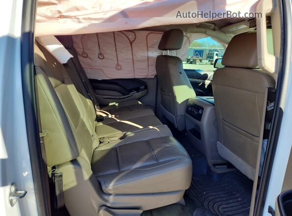 1GNSCHKC4JR103030 2018 CHEVROLET SUBURBAN Белый Вид задних сидений
