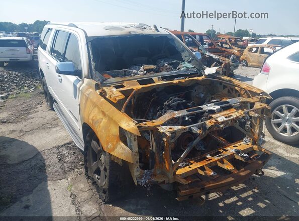 1GNSCJKC1LR196065 2020 CHEVROLET SUBURBAN White Widok z przodu