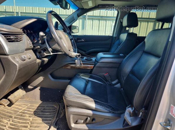 1GNSKBKC6LR151146 2020 CHEVROLET TAHOE Silver Вид салону спереду