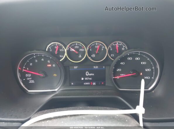 1GNSKBKD8PR314166 2023 CHEVROLET SUBURBAN Silver Widok tylnych siedzeń