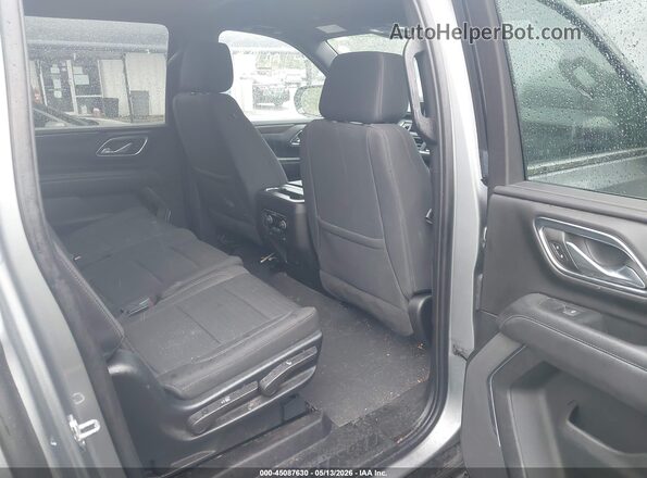 1GNSKBKD8PR314166 2023 CHEVROLET SUBURBAN Silver Widok naklejki z numerem VIN