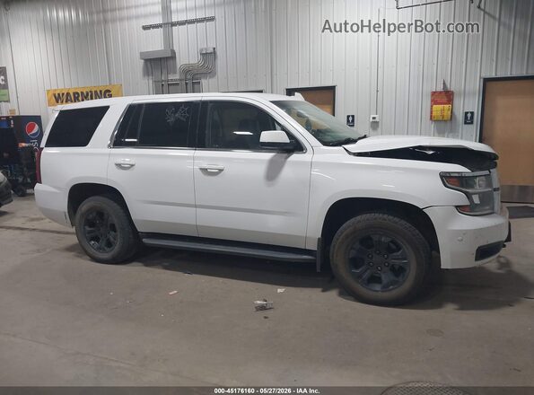 1GNSKDEC2HR203564 2017 CHEVROLET TAHOE White Սարքավորումների վահանակի տեսք