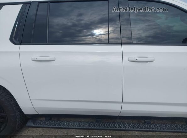 1GNSKDKD9RR106912 2024 CHEVROLET SUBURBAN White Rear interior view