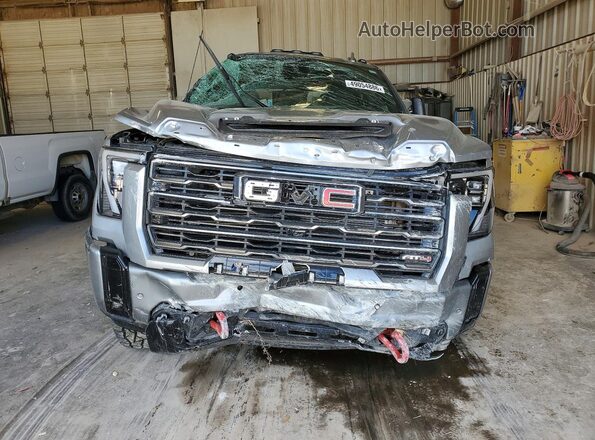 1GT4UPEY7TF186201 2026 GMC SIERRA Серебряный Вид спереди