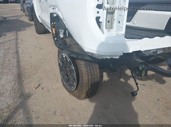 1GTP2DEK9T1187845 2026 GMC CANYON White წინა ხედი
