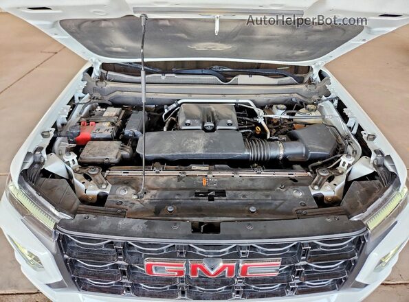 1GTP5BEK4P1205587 2023 GMC CANYON White Rear interior view