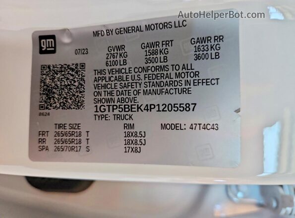 1GTP5BEK4P1205587 2023 GMC CANYON White Engine compartment view