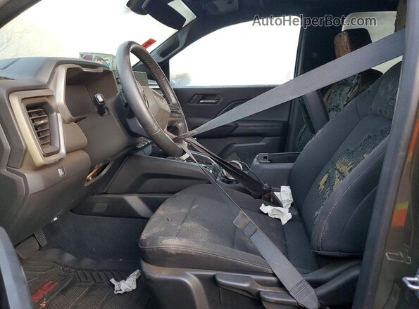 1GTP6BEKXR1152068 2024 GMC CANYON Green Vista interior delantera