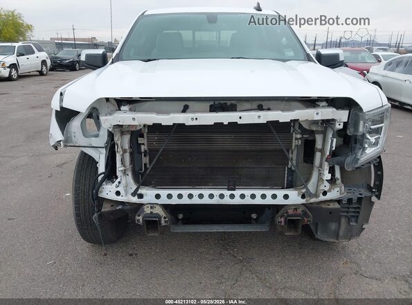 1GTP8BED1KZ262557 2019 GMC SIERRA White Widok z przodu