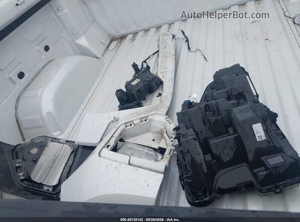 1GTP8DED5MZ107816 2021 GMC SIERRA White ხელსაწყოთა პანელის ხედი