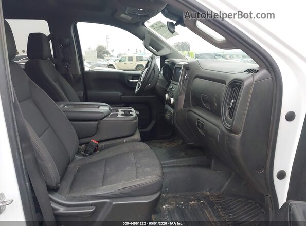 1GTRHAEK7PZ200766 2023 GMC SIERRA White Вид салону спереду