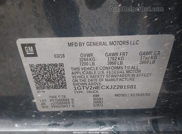 1GTV2NECXJZ281981 2018 GMC SIERRA Gray Vista del compartimento del motor