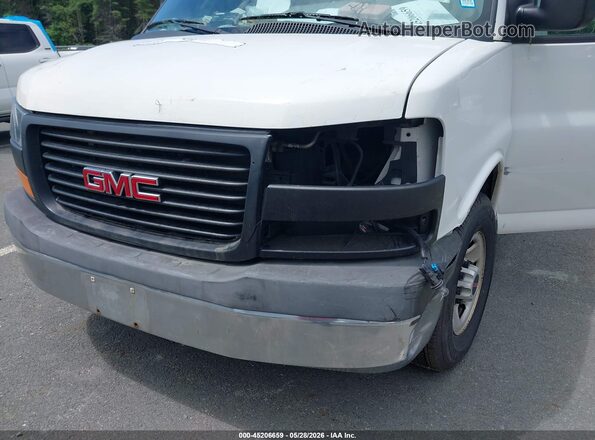 1GTW7AFF2G1904864 2016 GMC SAVANA 2500 White Вид спереду