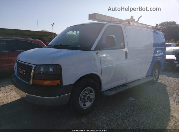 1GTW7AFF7H1908474 2017 GMC SAVANA 2500 White Front left