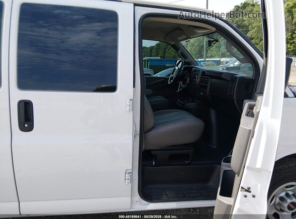 1GTW7AFP2K1300880 2019 GMC SAVANA 2500 White Вид салону спереду