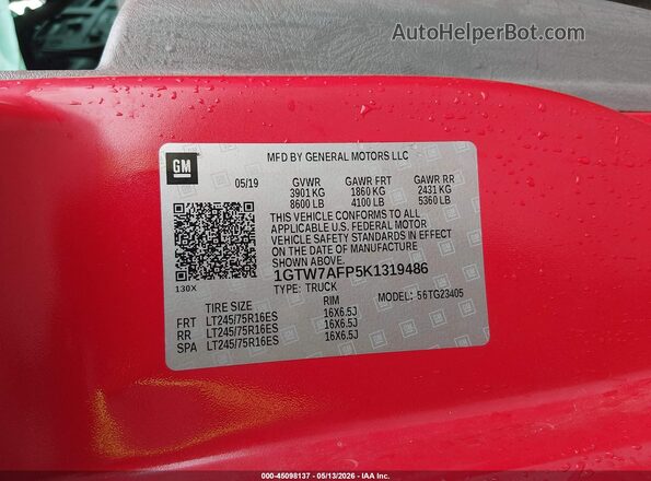 1GTW7AFP5K1319486 2019 GMC SAVANA 2500 Красный Вид подкапотного пространства