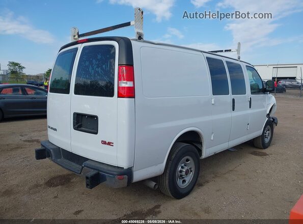 1GTW7AFP6N1175659 2022 GMC SAVANA CARGO White Trasero derecho