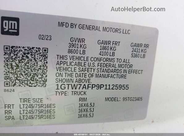 1GTW7AFP9P1125955 2023 GMC SAVANA CARGO Белый Вид подкапотного пространства