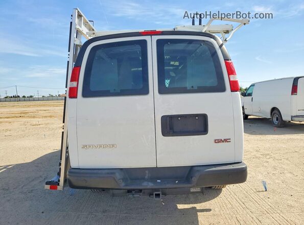 1GTW7BFP4P1179427 2023 GMC SAVANA White Widok z tyłu