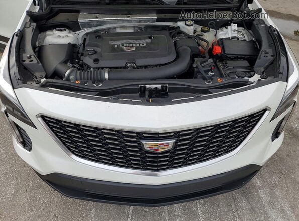 1GYAZAR44MF035367 2021 CADILLAC XT4 White Вид підкапотного простору