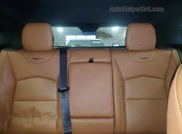 1GYFZCR44NF134130 2022 CADILLAC XT4 White Вид задніх сидінь