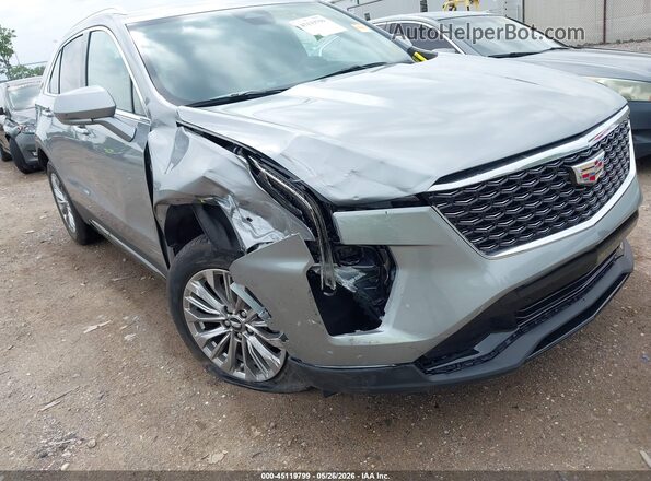 1GYFZDR44RF150677 2024 CADILLAC XT4 Silver Front view