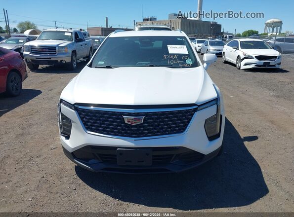 1GYFZDR45RF157153 2024 CADILLAC XT4 White Вид щитка приладів